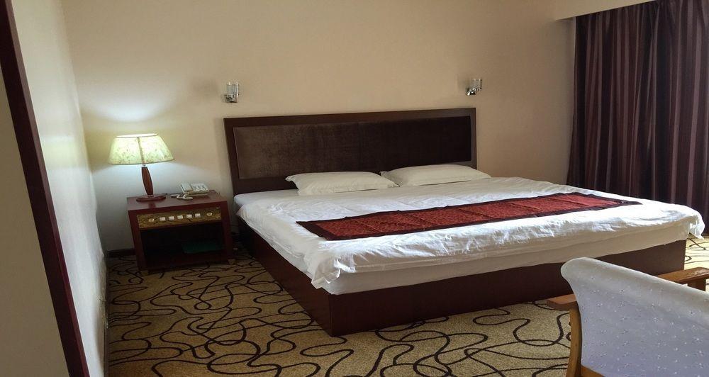 Saipan Ocean View Hotel Garapan Extérieur photo